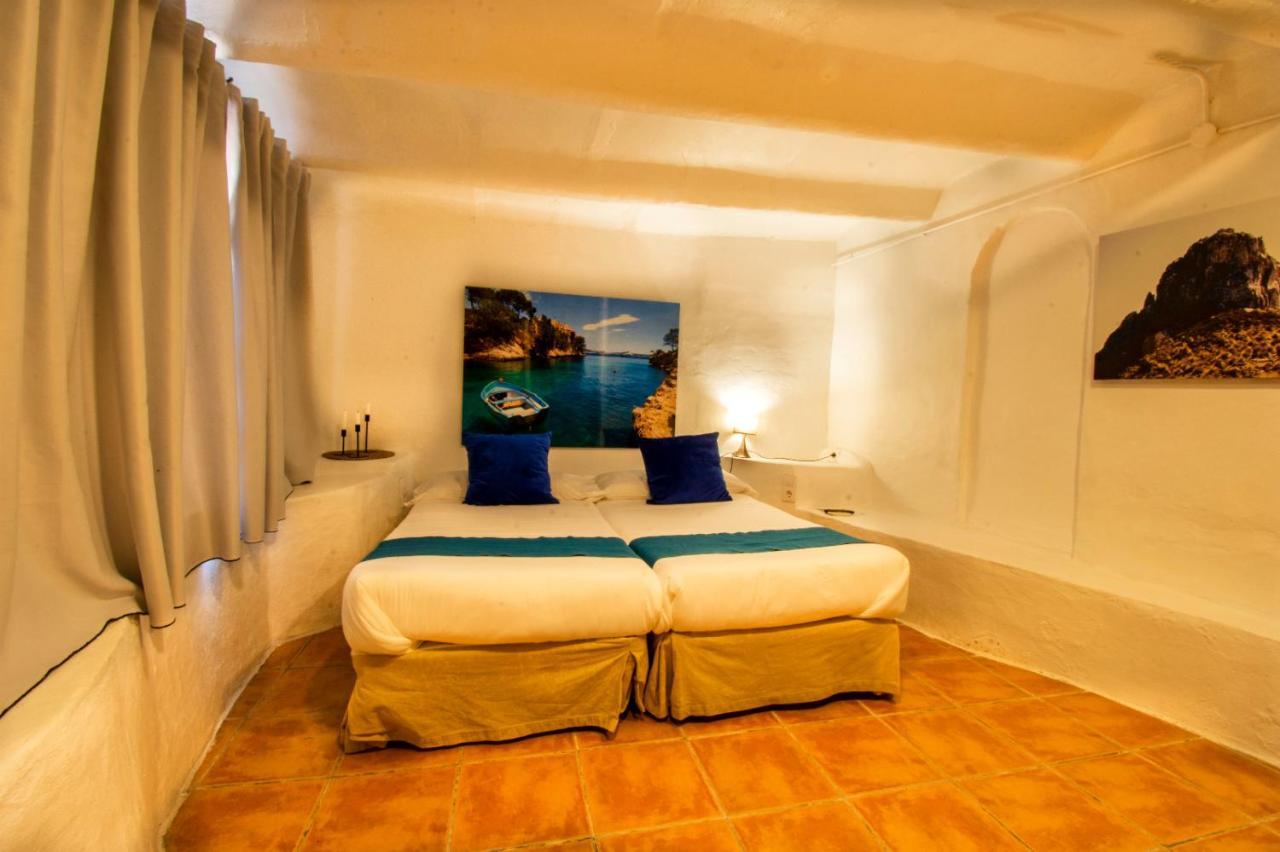 S'Hostal D'Esporles Exterior photo