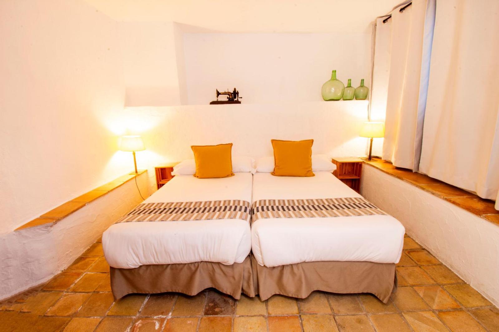 S'Hostal D'Esporles Exterior photo
